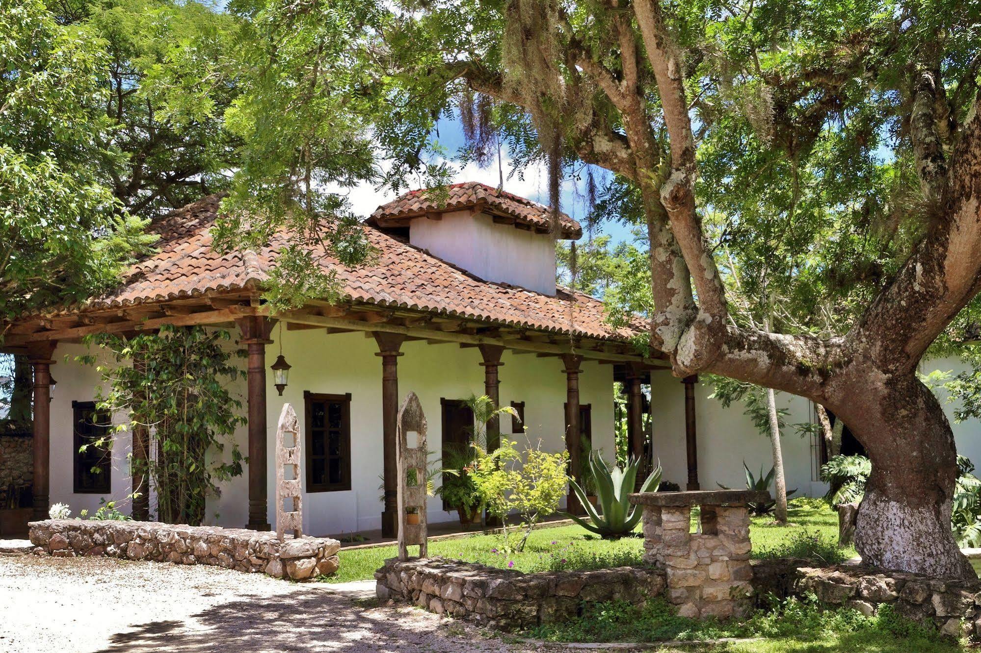 Parador-Museo Santa Maria La Trinitaria Exteriér fotografie